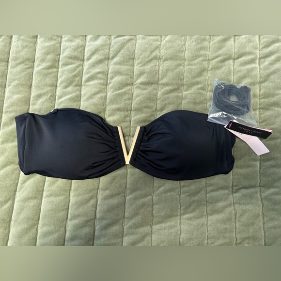 Victoria secret bikini - Picture 3 of 9